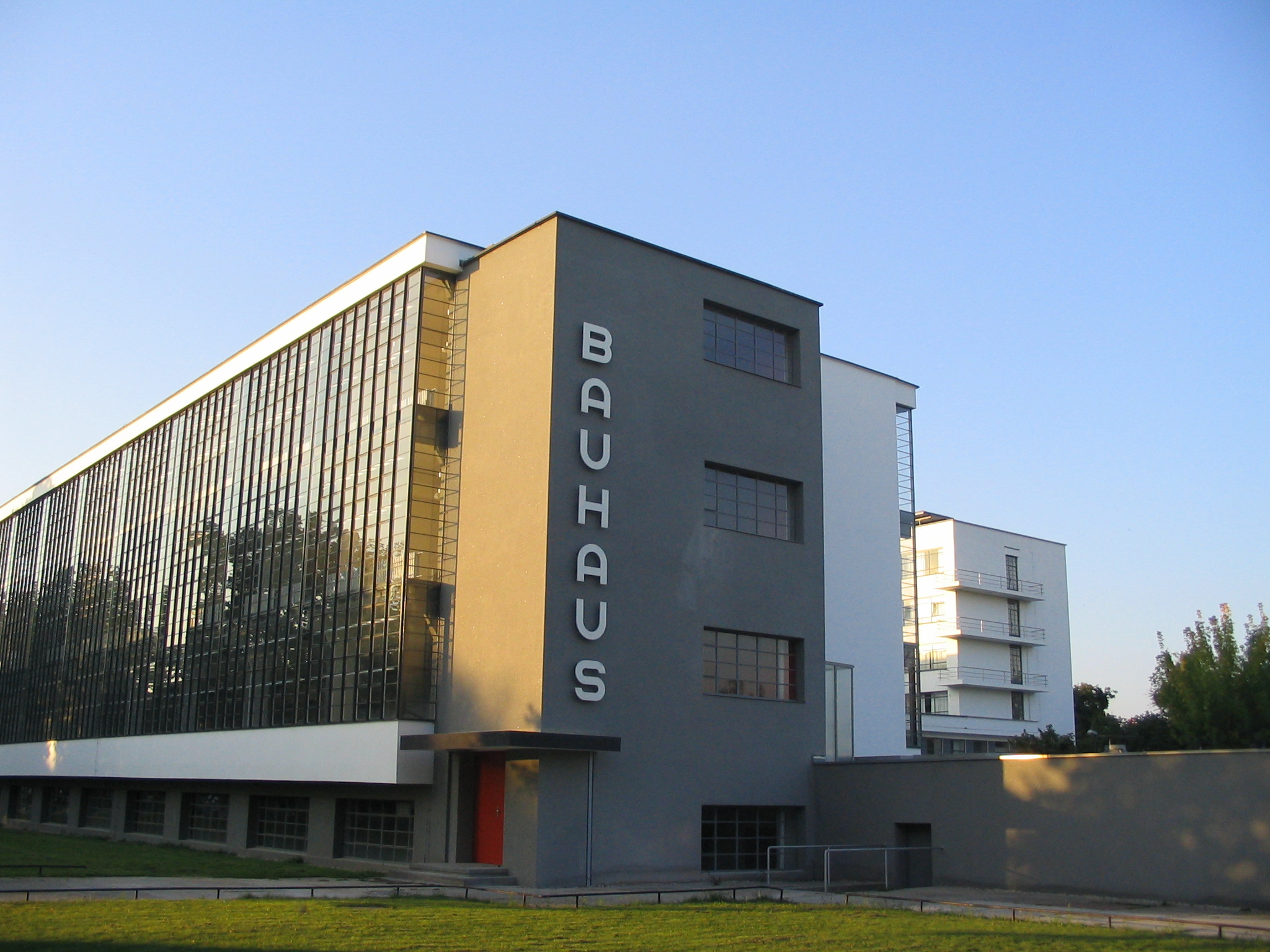 Bauhaus-Geb&auml;ude Dessau, Walter Gropius, 1925-26